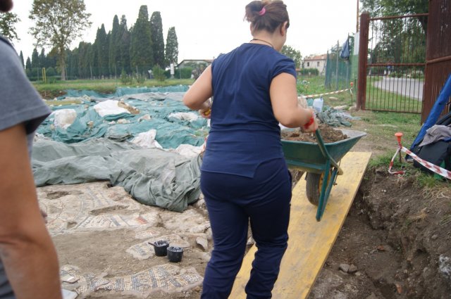 Dallo scavo al museo - Pon Archeologia
